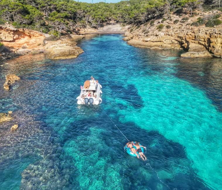 Palma Mallorca: Private Boat Trip with Water Toys & 25 Coves - Meet Theblueiguana: Capelli 900WA power, shade, and a real WC
