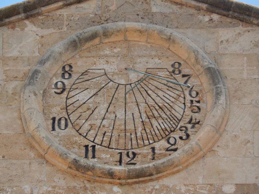 Palma old town for the first time - Santa Eulàlia Church: A Key Piece of Palma’s Religious Story