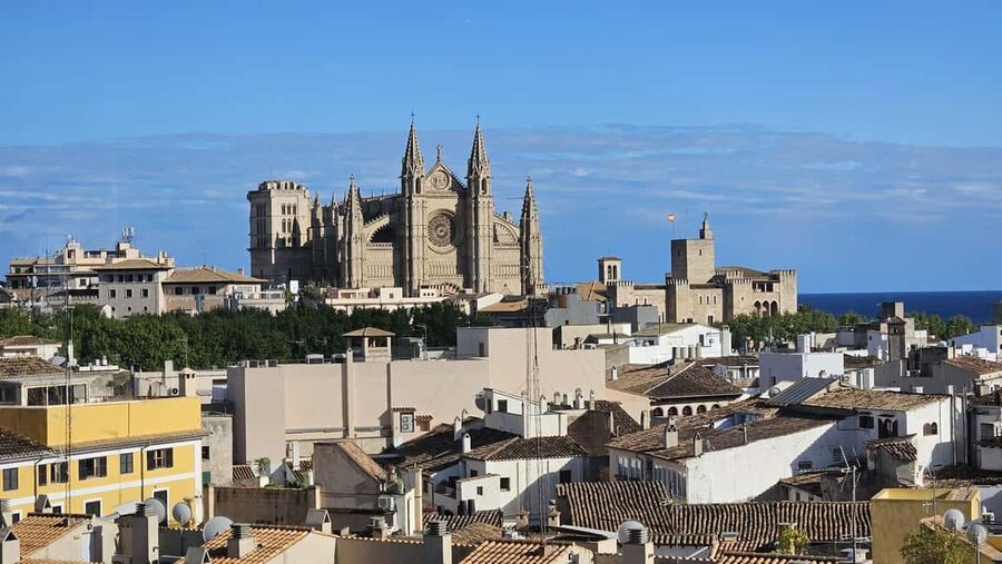 Palma: Old Town Guided Tour with Cathedral Skip-the-Line - Key highlights at a glance