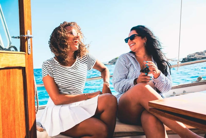 Palma: Private Classic Mallorcan Boat Tou - Route choices: Cueva Verde sea caves or a sheltered cala