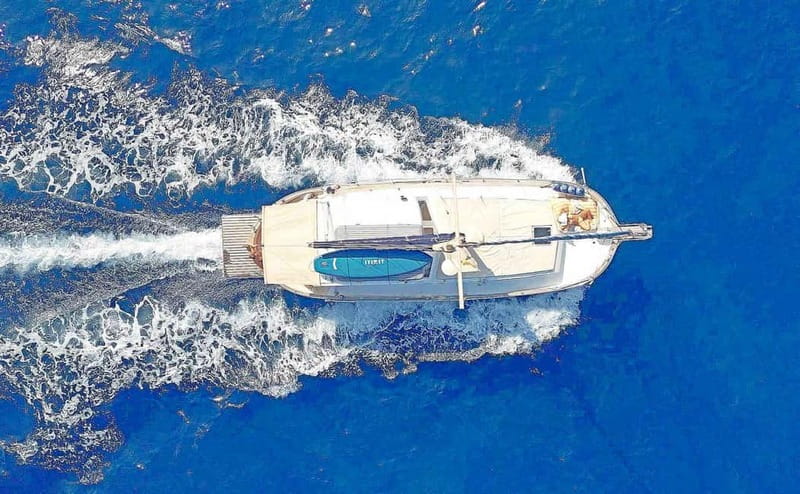 Palma: Private Classic Mallorcan Boat Tou - Families and mixed groups: why this format works