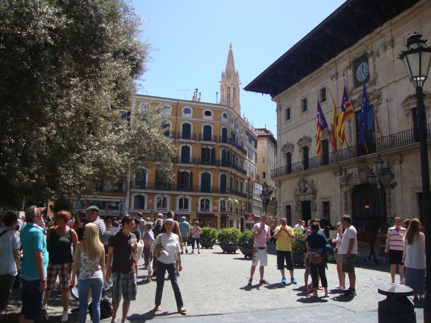 Palma Tour with Wine and Tapas Tasting - Tapas That Actually Pair, From Ham and Cheese to More