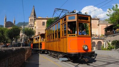 Tramuntana Full-Day Tour with Sóller Train and Lunch