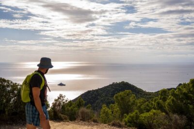Port Andratx: Guided hiking tour into the sunset to Sant Elm