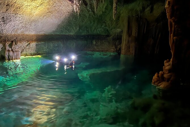 PREMIUM TOUR : Enjoy aquatic caves with caving guides - Aquatic Caves in Mallorca, what this trip really feels like