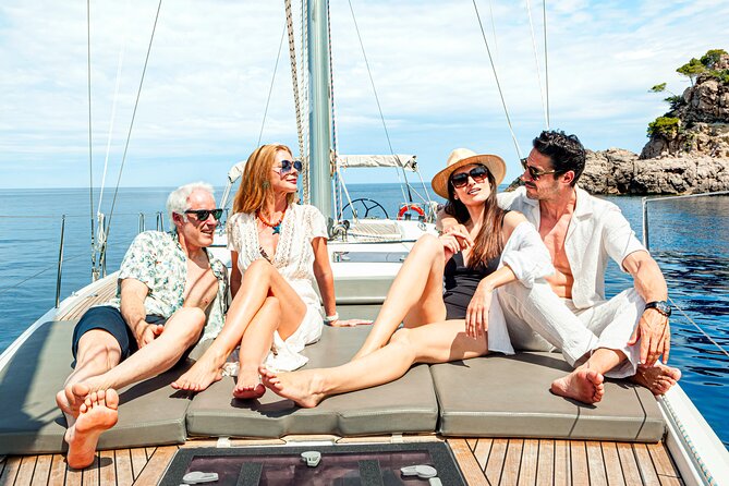 Private 2 Hour Luxury Sunset Sail Port de Sóller Mallorca - Getting there in Sóller: meeting point and timing that keeps your day calm