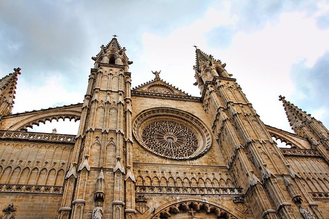 Private 4-hour tour of Palma de Mallorca w/ driver & guide (Hotel/port pick up) - Key things to know before you go