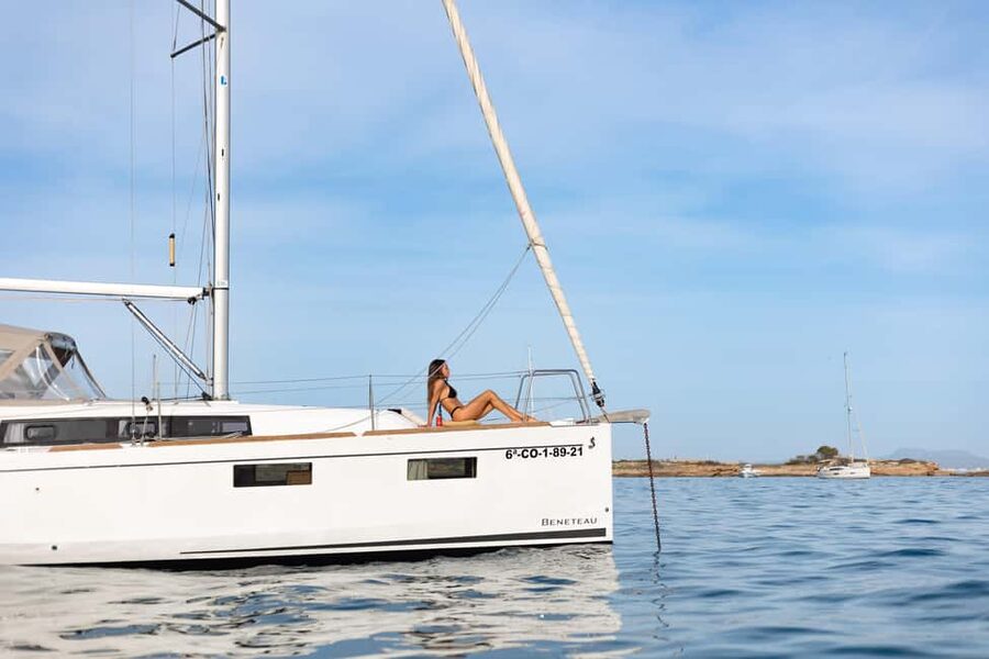 Private and exclusive sailboat in and around the Bay of Palma - Cala Major Swim Hour: Great Water Time, But Know What You’re Anchoring Near