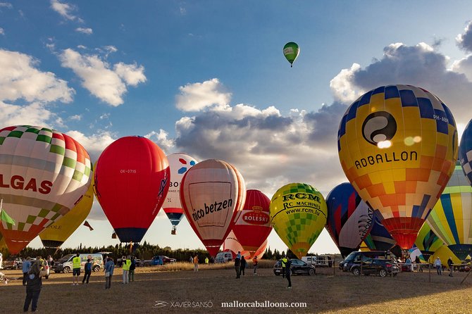 Private Balloon Flight Over Mallorca for Two People - Getting to Mallorca Balloons, and why the meeting time matters