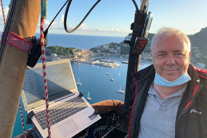 Private Balloon Flight Over Mallorca for Two People - Landing, packing up, and the relaxed finish on the ground