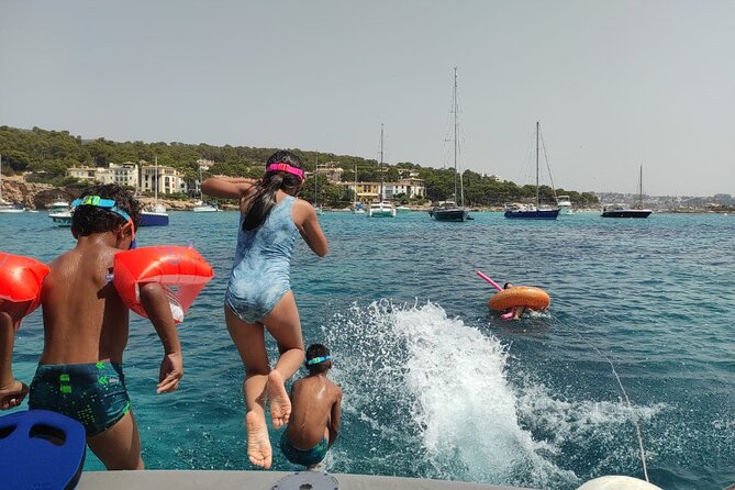 Private Half Day Sailing Boat Tour in Palma de Mallorca - How your bay gets picked: Palma’s west coast, caves, and coves