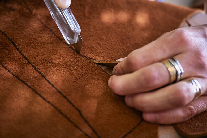 Private Sandal Making in Palma de Mallorca - Private class value: what you gain by going just with your group