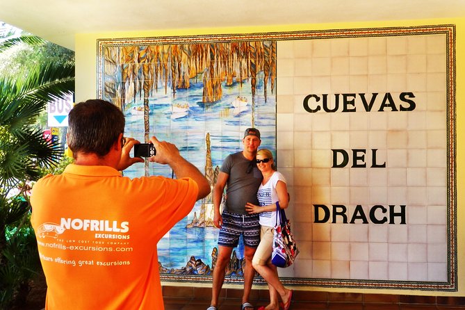 Private Tour: Mallorca Caves of Drach and Majorica Pearl Factory - Lake Martel boat ride: the second wow moment