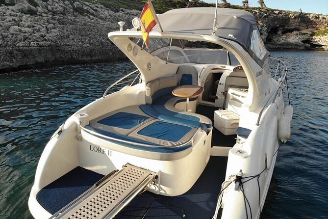 Private Tour of 4 hours at Sunset through the coves of Mallorca - Entering caves by boat, and why those moments are the headline