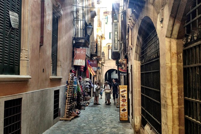 Private Tour: Palma de Mallorca Old Town - Walking Pace, Photo Stops, and Where Logistics Can Trip You Up