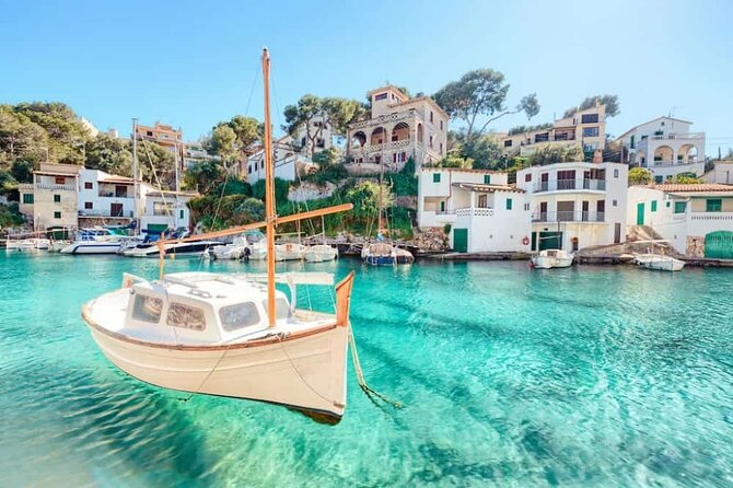 Private Transfers from Palma de Mallorca Airport PMI to Palma in Luxury Van - Duration and timing: what 15 minutes really means