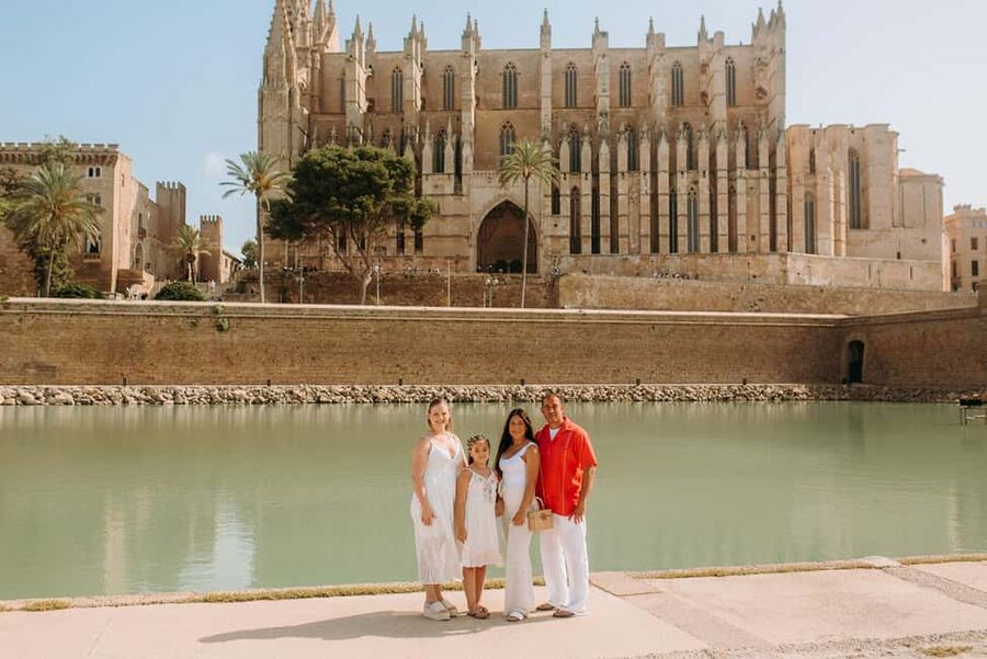 Private Vacation Photoshoot with Photographer in Mallorca - Should You Book This Mallorca Private Photoshoot?