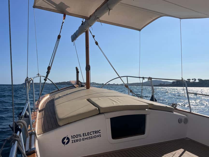 Puerto Portals: 100% electric Mallorcan boat tour with a professional skipper - Key highlights at a glance