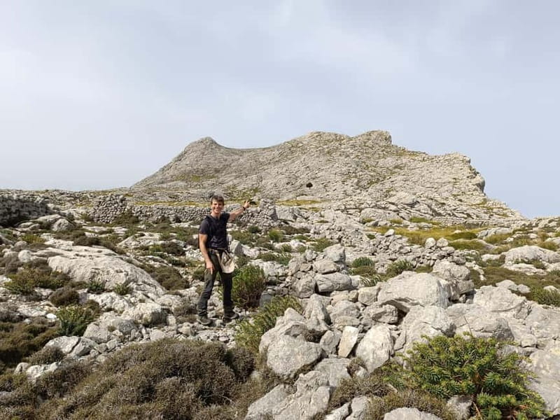 Puig Massanella , the highest accessible summit on Mallorca - A practical packing checklist for a 6-hour mountain day