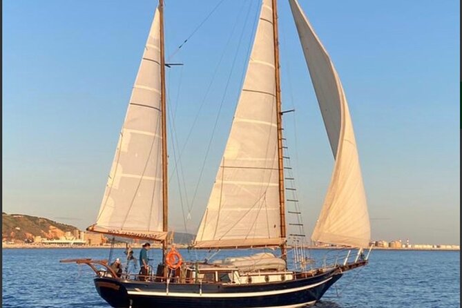 Sail tour tapas day charter boat trip private sailing pirate - Meeting Point at Club de Mar: How to Avoid the First-Mile Stress