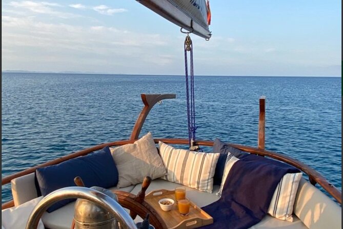 Sail tour tapas day charter boat trip private sailing pirate - Should You Book This Private Pirate Sail in Palma?