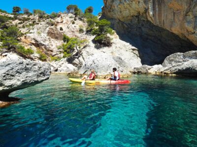 Sant Elm: Guided kayak tour to Cala en Tío with caves