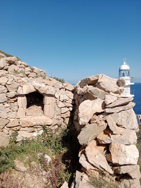 Sant Elm: Guided kayak tour to the Island Dragonera & Hiking - The Hike Time: Lighthouse Walk on Dragonera’s Footing