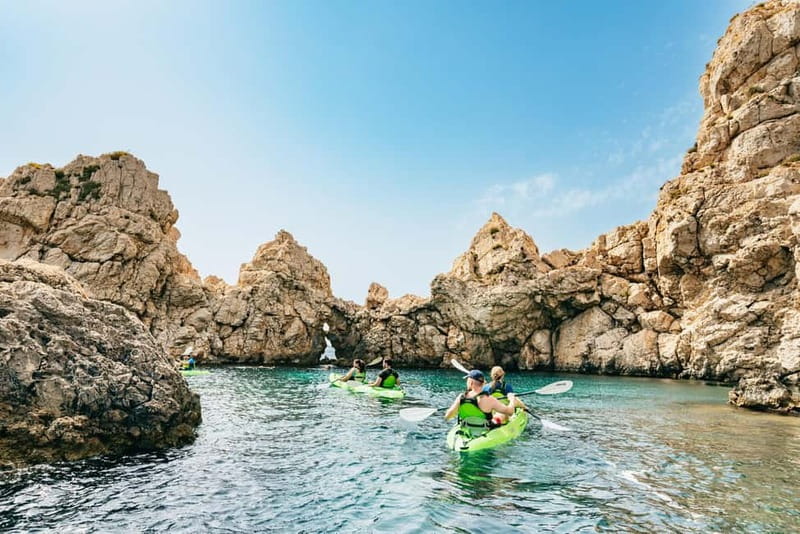 Santa Ponsa: Marine Reserve Kayak Tour - Where you meet: Club Náutico Santa Ponsa and the ZOEA Mallorca base