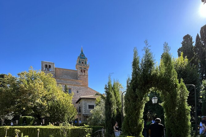 Secret Corners and Tastes of Mallorca by Private SUV Tour - Soller: Trolley Tram Photos, Artisanal Shopping, and Mountain Streets