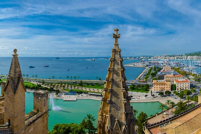 Self-Guided Audio Tour - The Legends of Palma - La Seu and the Drac legend: a cathedral chapter you can walk through