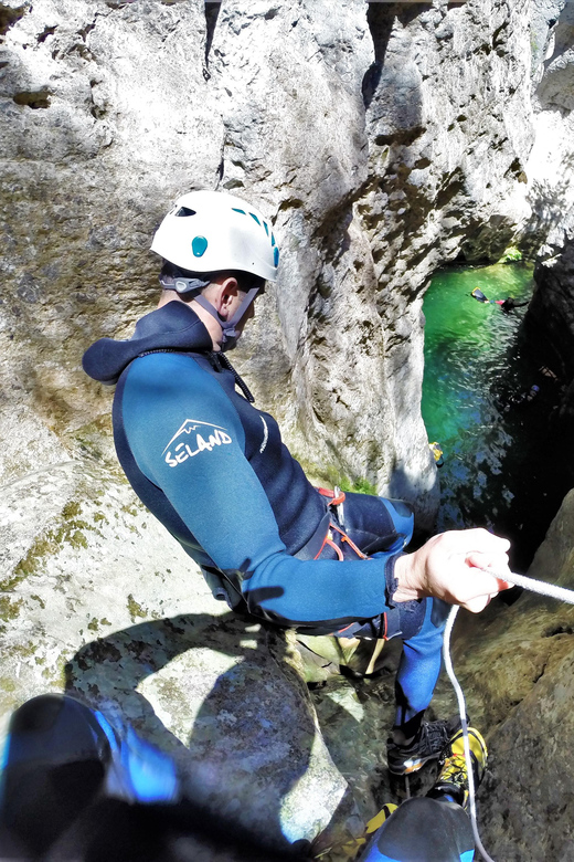 Serra de Tramuntana: Canyoning and boat return - Hike in, action in, then out at sea