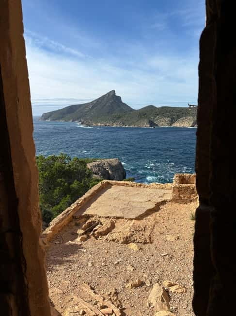 Serra de Tramuntana: Easy coastal hike with beautiful views - Small-group guiding in English, with real tailoring