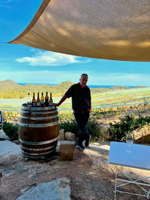 Small group- Exclusive Olive Oil & Wine Tour Mallorca - Felanitx stop: guided context for Mallorca’s food and wine