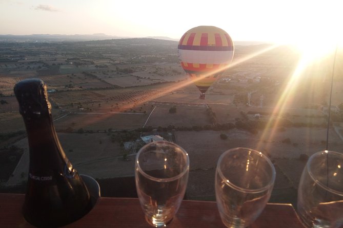 Sunrise and Sunset Experience Hot Air Balloon Ride Mallorca - Meet at Carrer Cristòfol Colom, then follow the wind plan