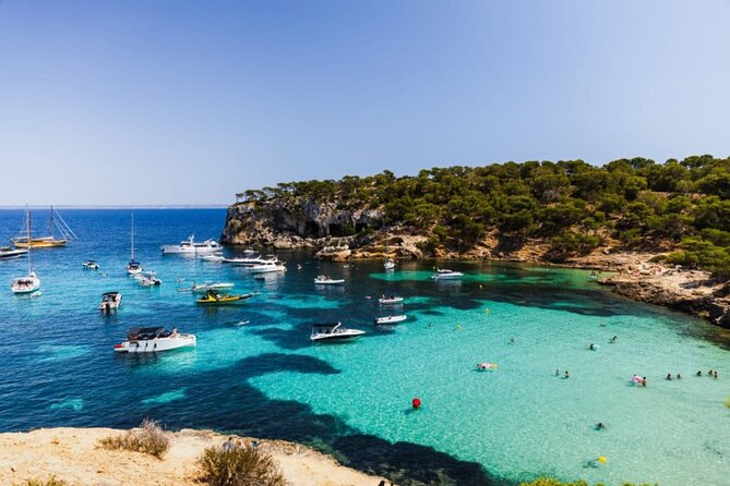 Tour Beach Portal Vells, Cave Portal Vells. - Portal Vells by van, what this half-day to full-day really delivers