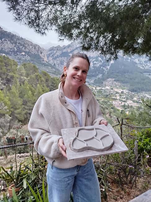 Tramuntana Mountains: Ceramic Workshop in Traditional Finca - Inside the workshop: making your own cup or bowl