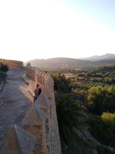 Travel and play tennis in Mallorca
