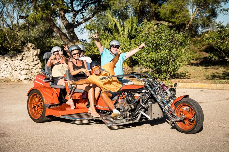 V8 Trike Tour mit Fahrer/Guide für max 4Gäste - Coast Road Stops with the Right Amount of Time