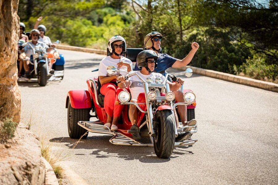 V8 Trike Tour mit Fahrer/Guide für max 4Gäste - Port Andratx: The Harbor Break That Turns Into a Real Wander
